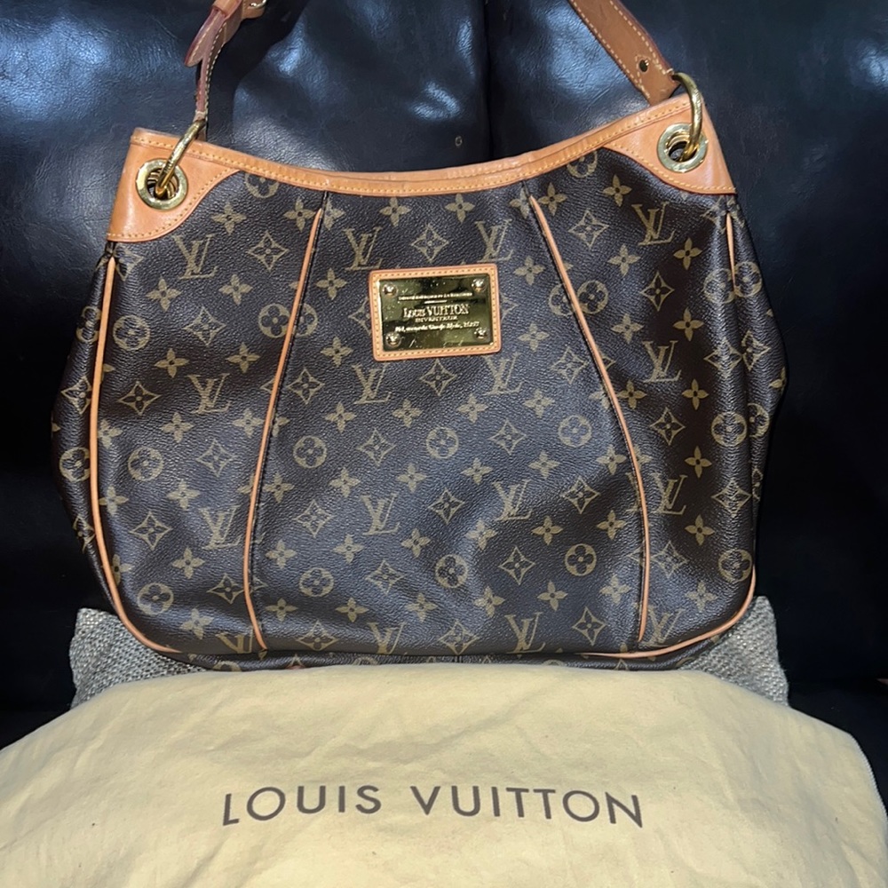 Brown MM Louis Vuitton Shoulder Bag